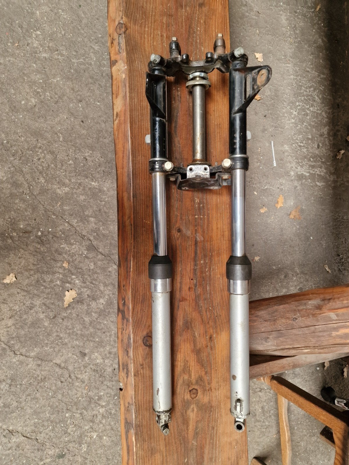 Fourche avant complète Yamaha MR50, toujours bonne à utilise, Vélos & Vélomoteurs, Pièces de cyclomoteur | Puch, Enlèvement