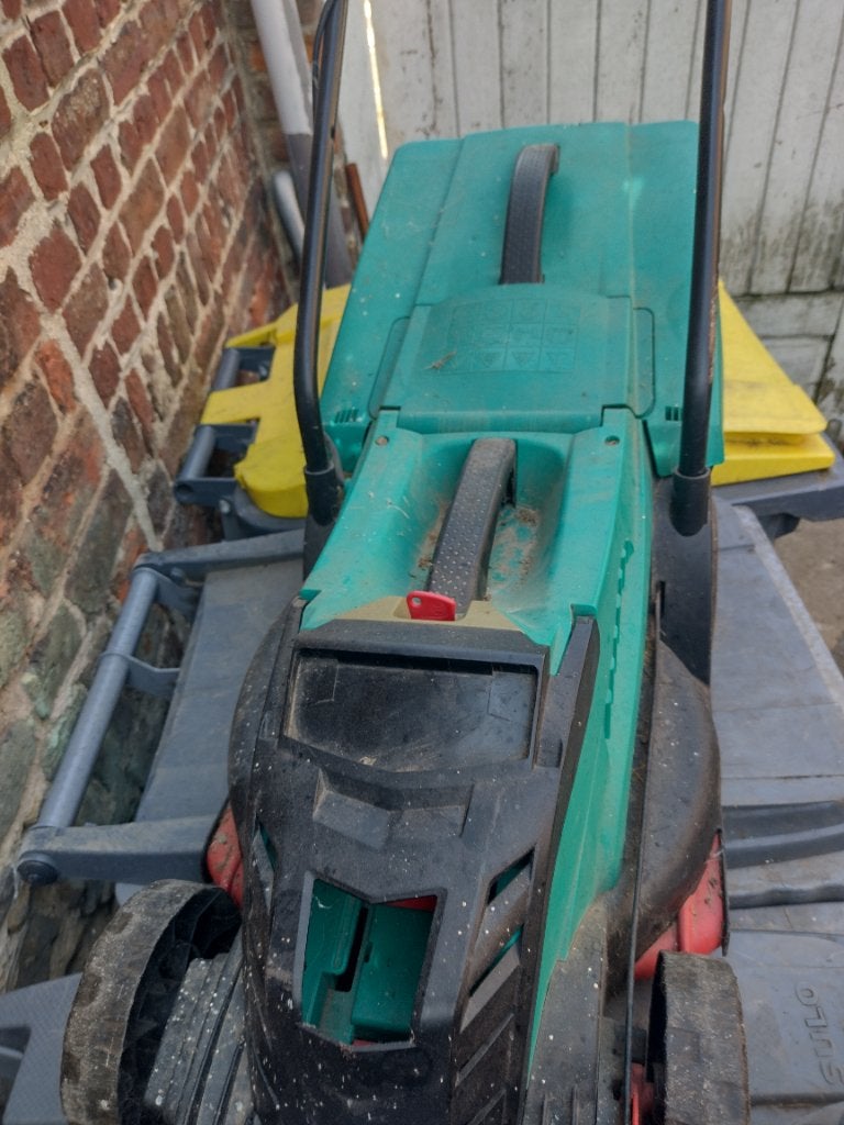 Tondeuse Bosch, Jardin & Terrasse, Tondeuses à gazon, Tondeuse rotative, 40 à 49 cm, Utilisé, Bosch