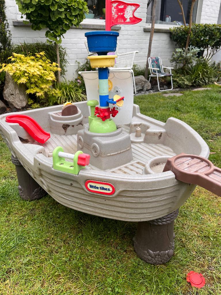 Piratenboot met water little tikes, Ophalen, Gebruikt