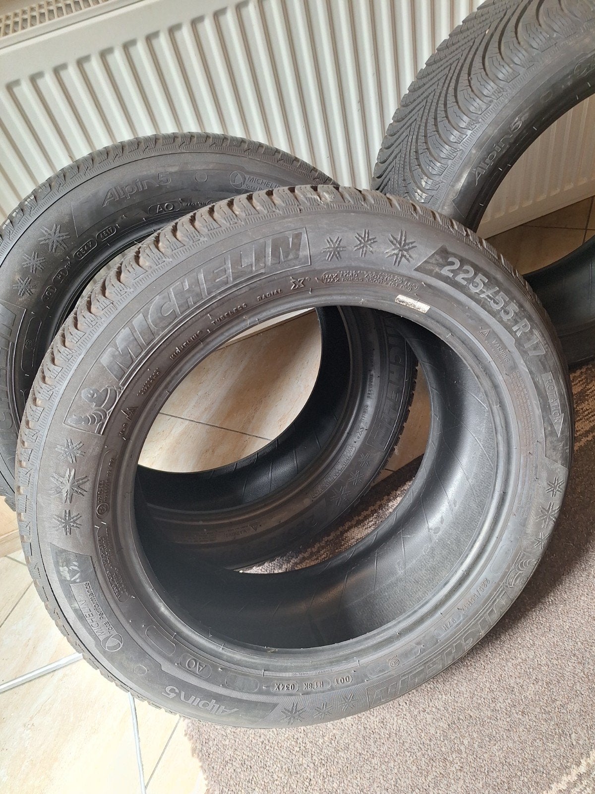 Pneus Michelin Alpina 255/55/17, Autos : Pièces & Accessoires, Enlèvement, Pneu(s)