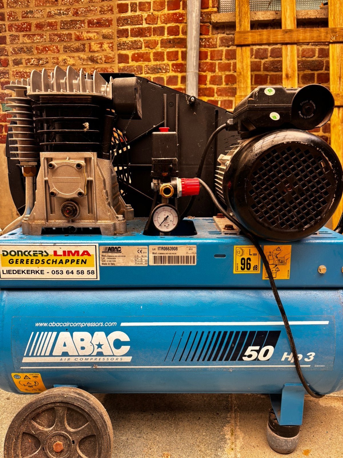 Compressor 50liter HP3 1 zuiger  Nieuwstaat, Doe-het-zelf en Bouw, Ophalen, Zo goed als nieuw