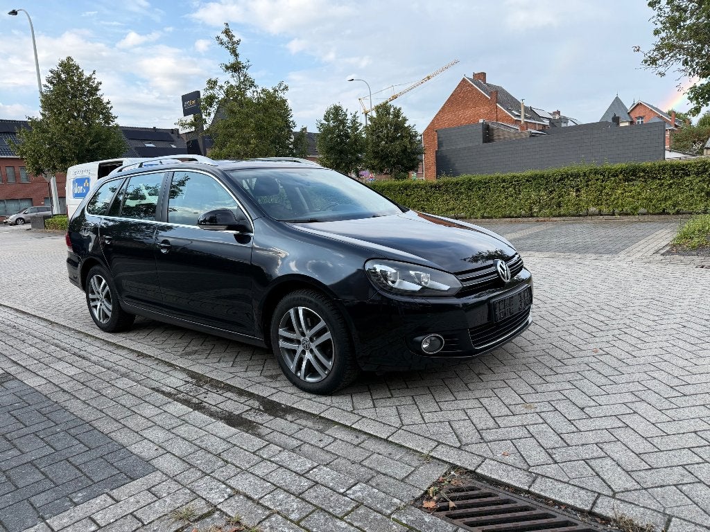 Volkswagen Golf 6 automaat benzine, Auto's, Volkswagen, Automaat, Euro 5, Leder en Alcantara, 5 deurs