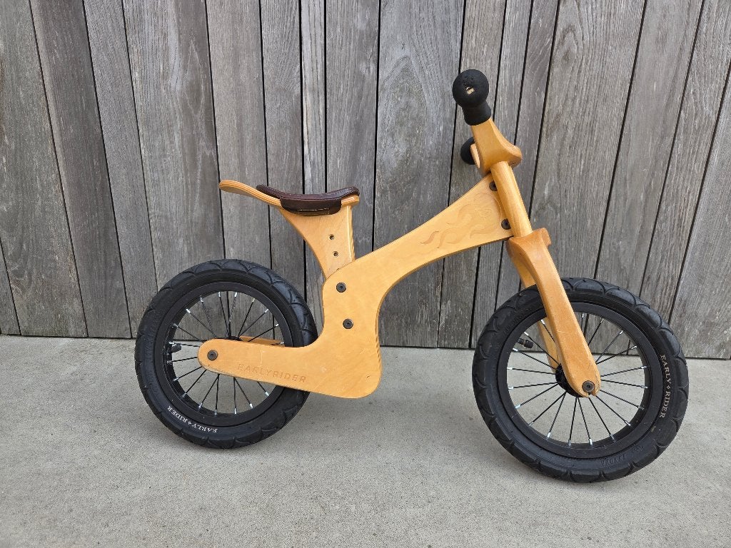 Hoogwaardige lichtgewicht houten loopfiets "EasyRider", Kinderen en Baby's, Ophalen, Gebruikt, Loopfiets