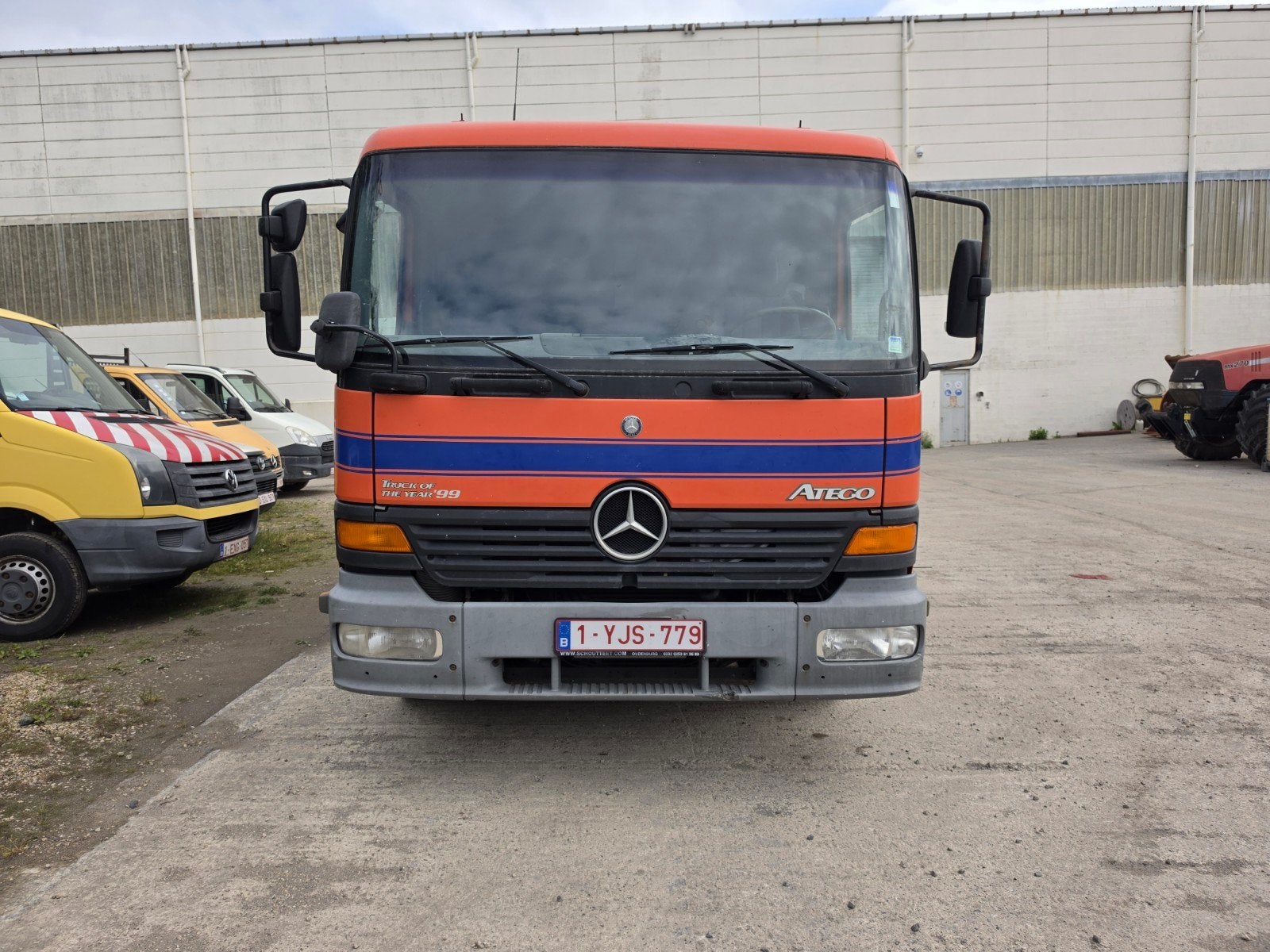 Camion Mercedes Atego 1317, Articles professionnels