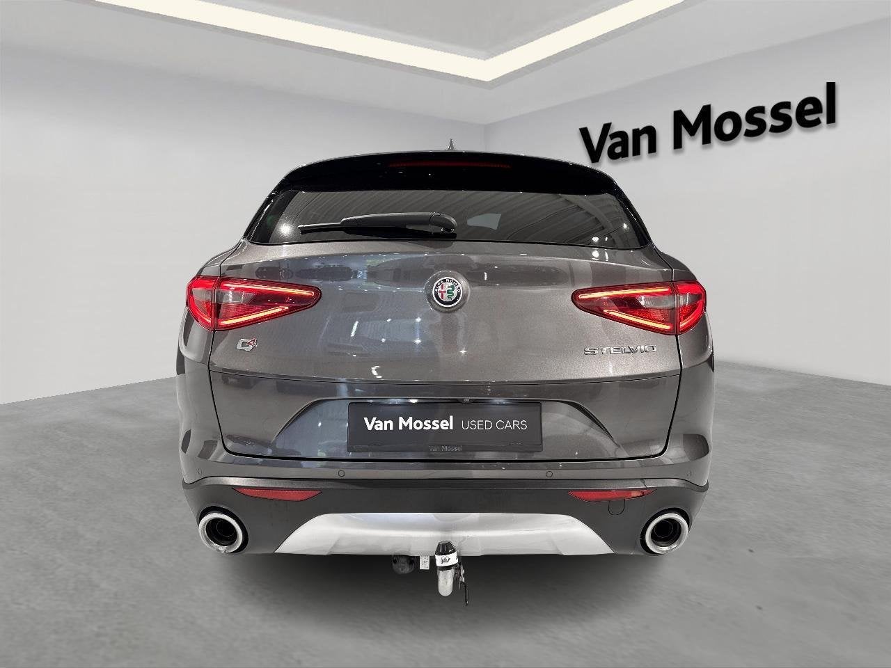 Alfa Romeo Stelvio 2.0 200 Super AWD (automatique), Autos, 1660 kg, Argent ou Gris, Entreprise, 5 portes