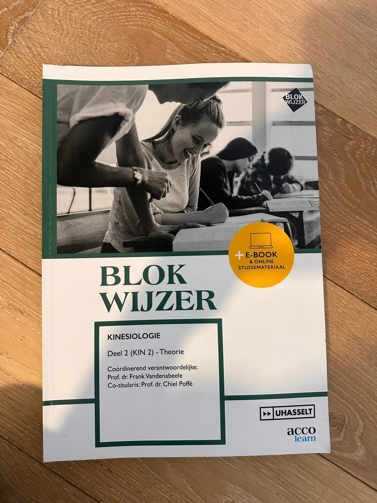 Boek kinesiologie deel 2, Boeken, Ophalen, Gelezen