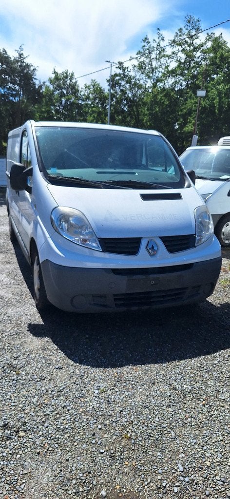 Renault Trafic 2.0d ,276 dkm ,koppeling werkt niet , 1350 eu, Verrouillage central, 80 ch, Entreprise, 2000 kg