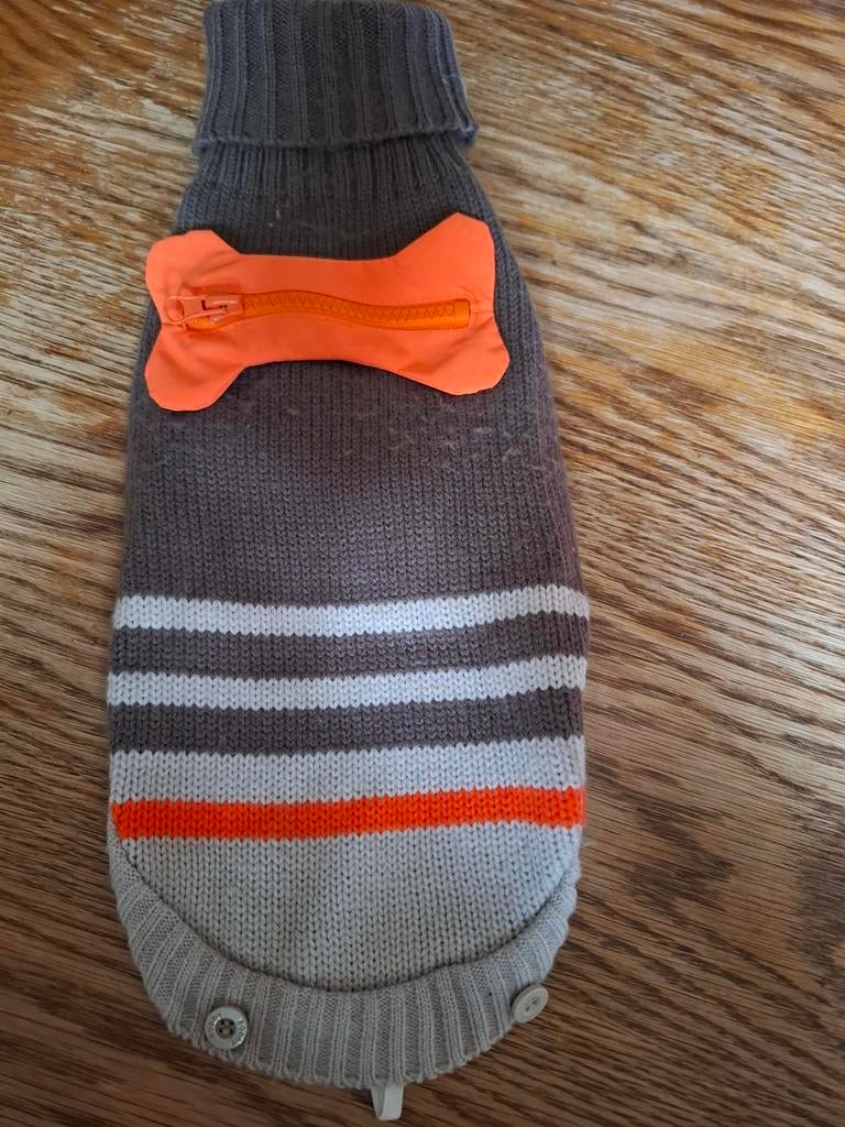 Wollen jasje voor kleine hond, Ophalen