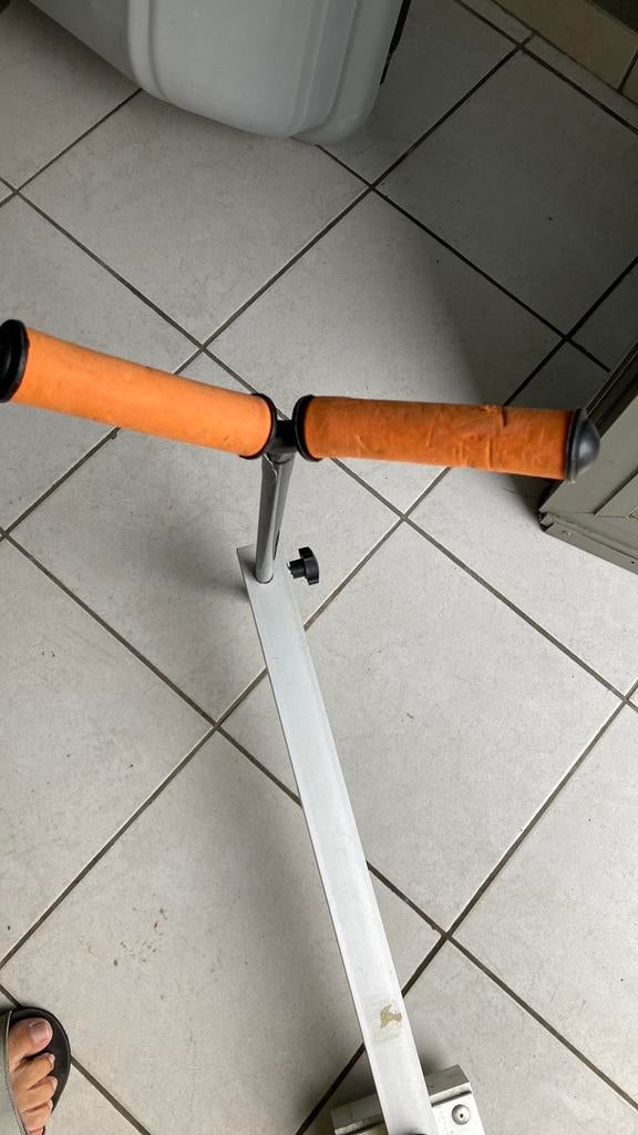 Voor visstokken in te leggen, Ophalen, Zo goed als nieuw