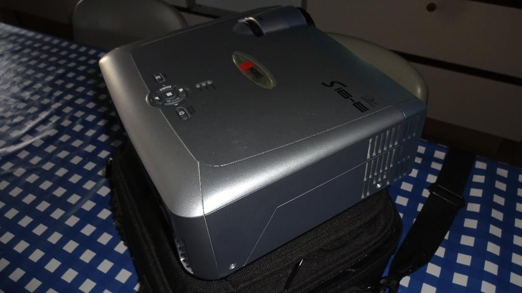 videoprojector, Ophalen, Gebruikt