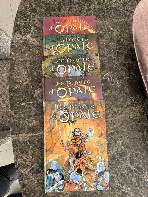 Les fôrèts d'Opal 1-5 Couv rigide 4x 1ère édition, Livres, Série complète ou Série, Enlèvement ou Envoi, Neuf