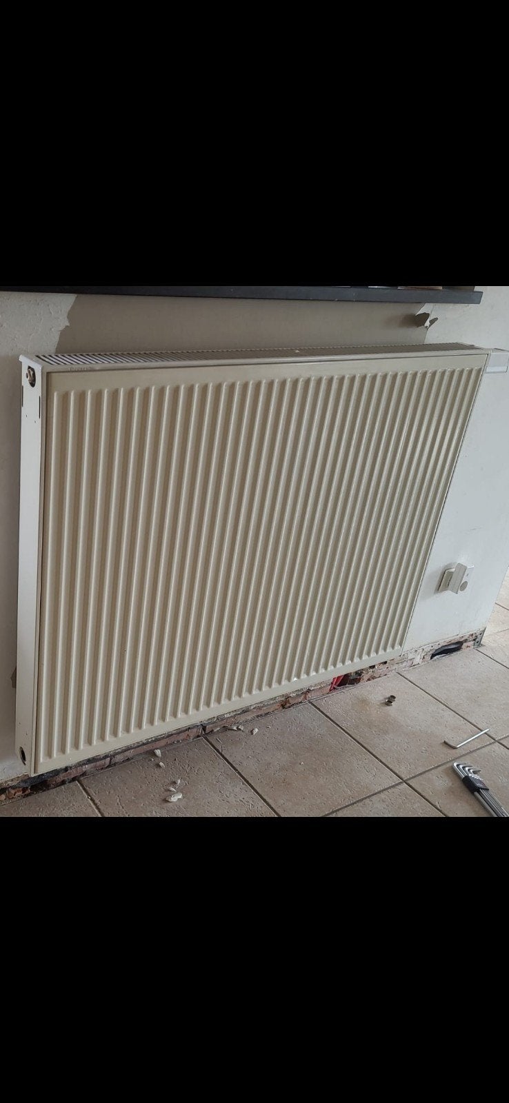 2 radiators, Doe-het-zelf en Bouw, Verwarming en Radiatoren, Ophalen, Zo goed als nieuw