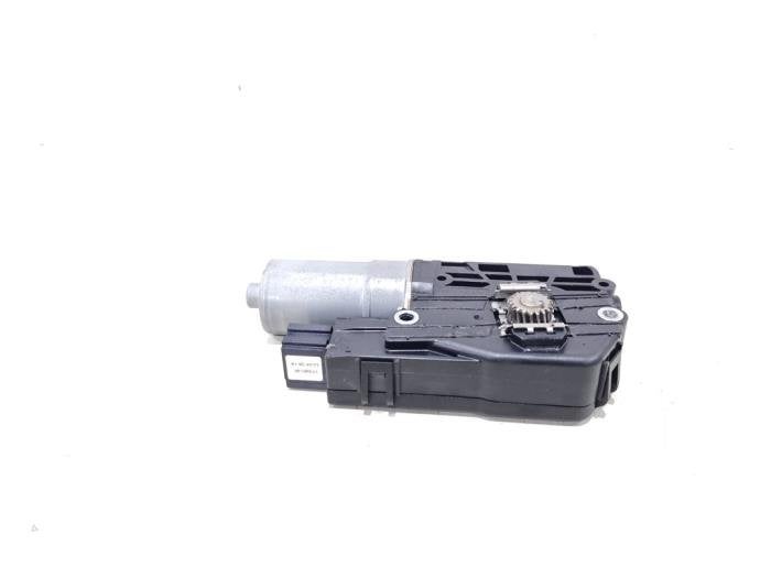 Moteur toit ouvrant d'un Audi A4, Autos : Pièces & Accessoires, -, 3 mois de garantie, Audi, Utilisé