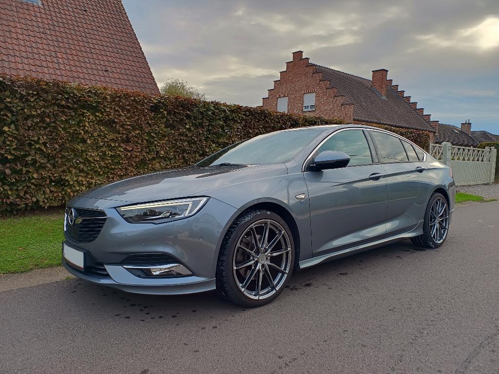 Opel Insignia | 1.6 Turbo | OPC Line | Veel opties, Auto's, 4 cilinders, Leder, Berline, 5 deurs