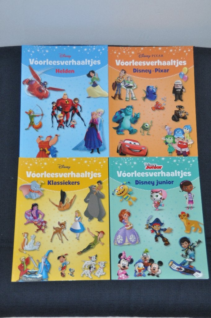 Pakket van 4 boekjes Disney voorleesverhaaltjes, Livres, Enlèvement