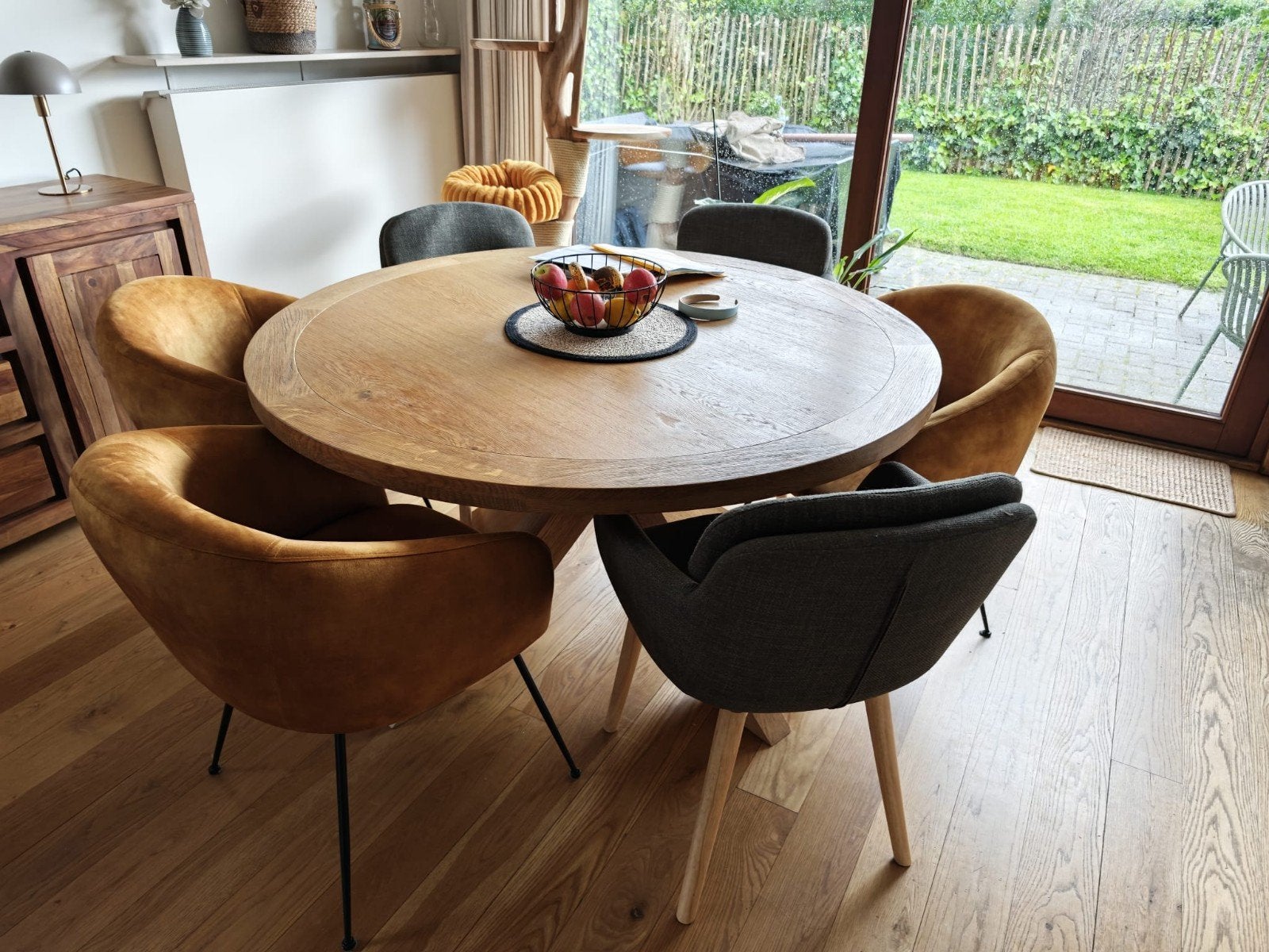 Table Fabourg vient maison du monde à vendre 450€, 100 à 150 cm, Cinq personnes ou plus, Rond, Comme neuf