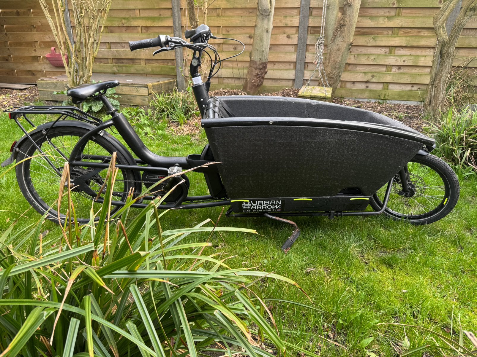 Urban Arrow bakfiets, met extra zitje, Ophalen, Zo goed als nieuw