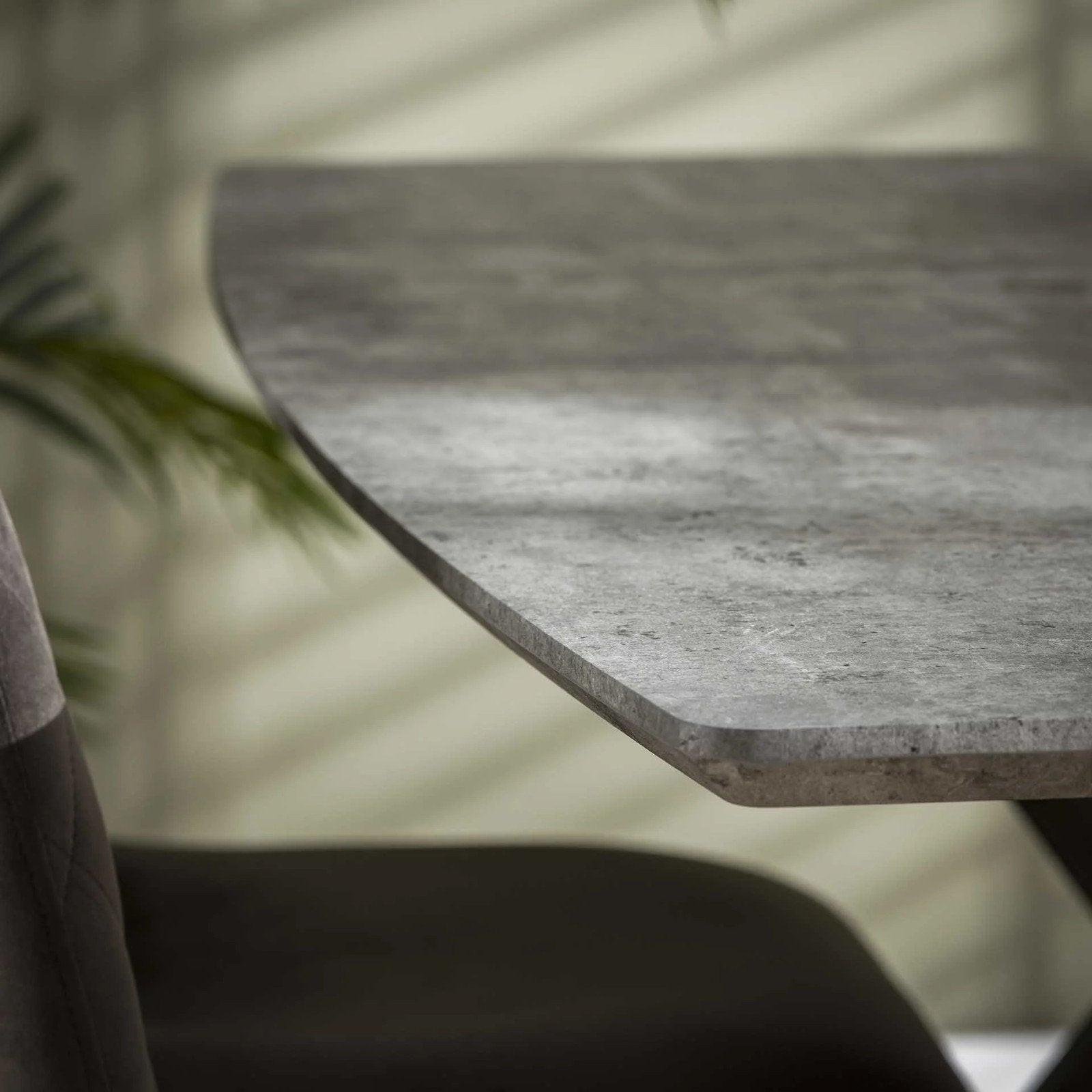 Hoyz Industriële eetkamertafel, Ophalen, Zo goed als nieuw, Vijf personen of meer