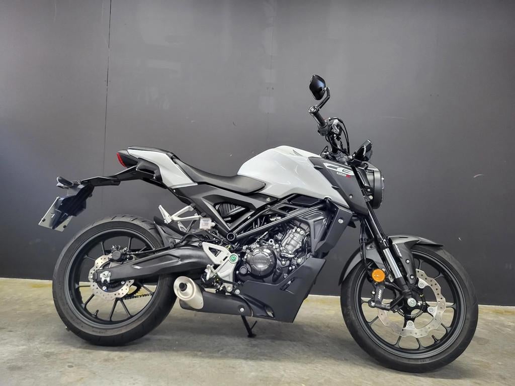 Honda CB 125 R Premium 125, Motos, Motos | Honda, Entreprise, Autre, 125 cm³, Jusqu'à 11 kW