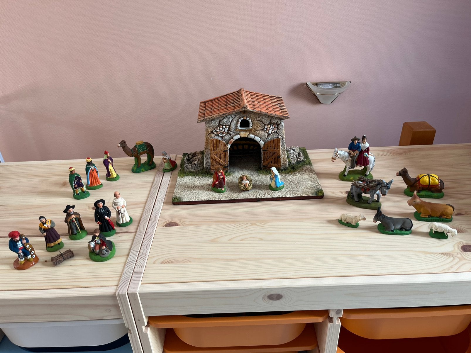 Crèche de Noel et santons de Provence de Marcel Carbonel, Enlèvement, Neuf