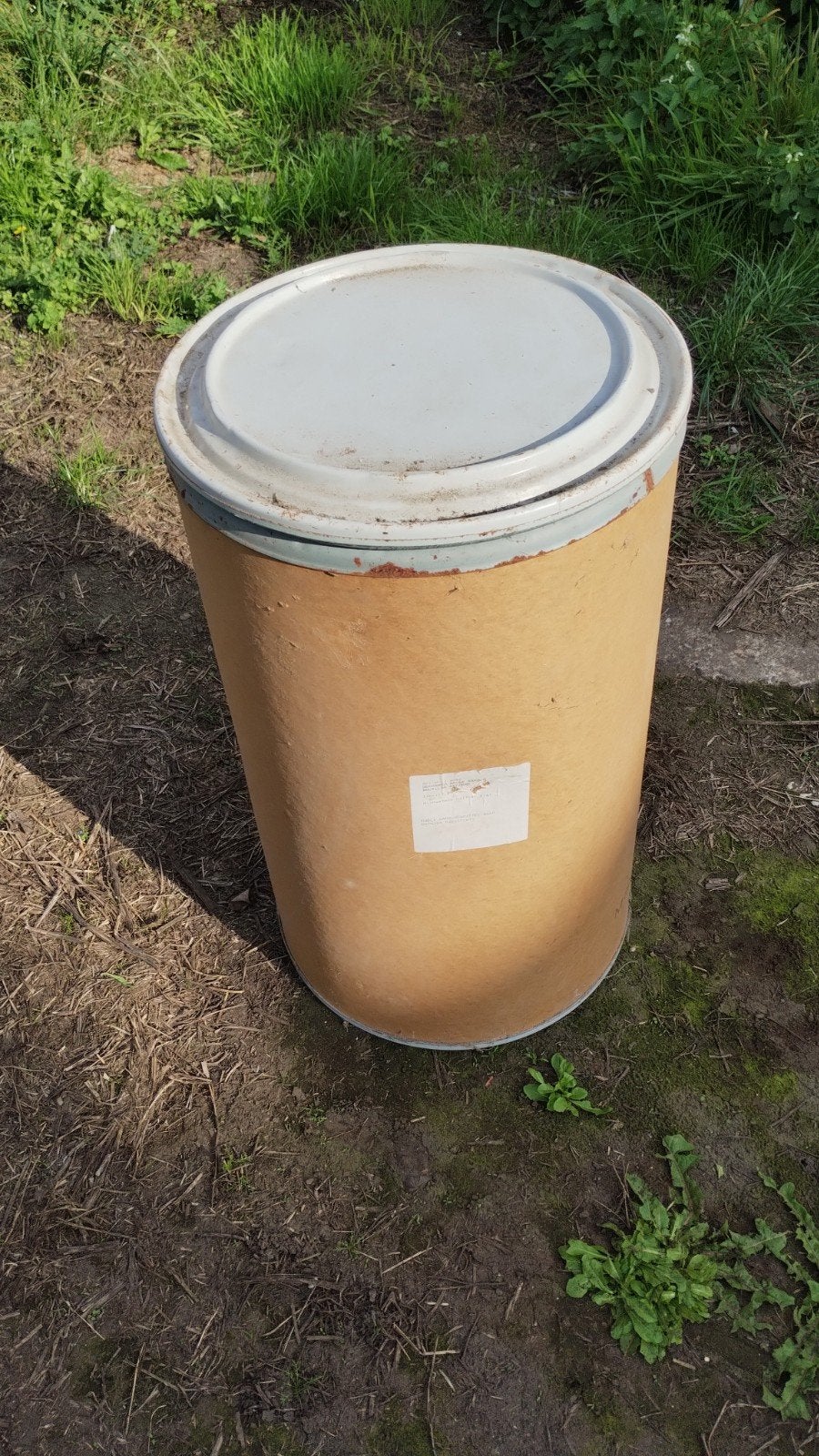 kartonnen ton, Ophalen