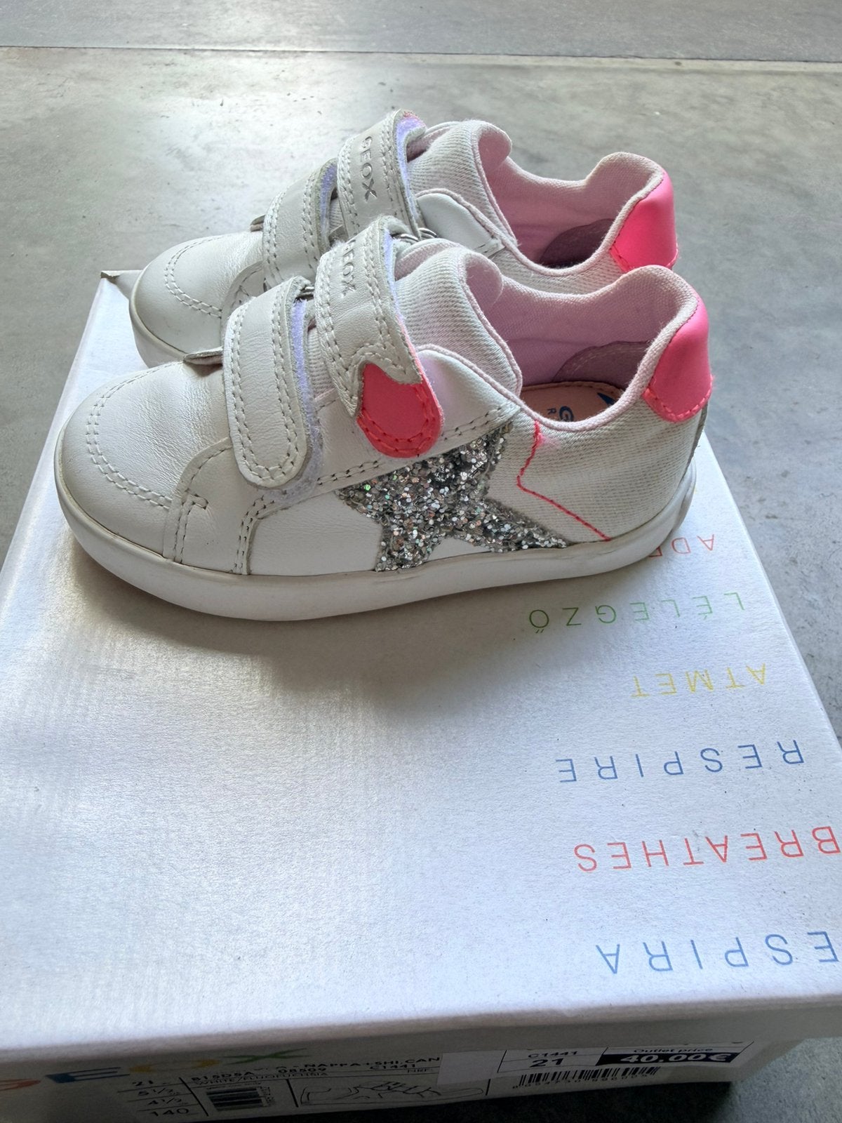 Schoenen Geox 21, Kinderen en Baby's, Kinderkleding | Schoenen en Sokken, Ophalen of Verzenden, Zo goed als nieuw, Schoenen