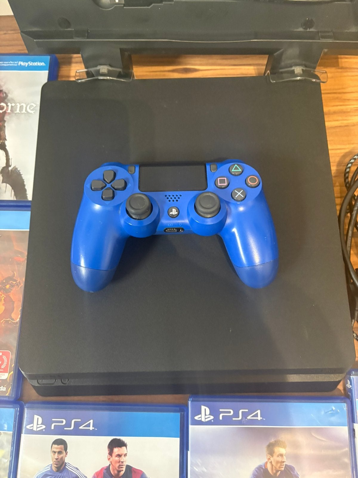 Ps4 500 gb met 1 contoler 10 games, Games en Spelcomputers, Ophalen, Zo goed als nieuw, 500 GB