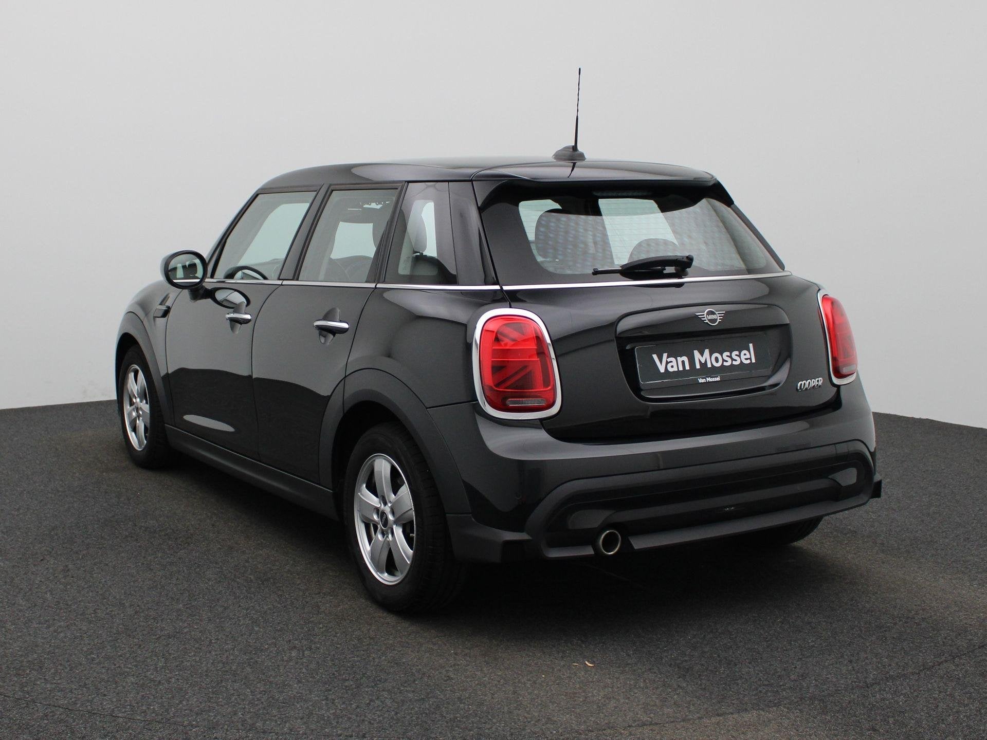 MINI Mini 5 door Cooper (100 kW) (automatique), Autos, Achat, Entreprise, 5 portes, 5 places