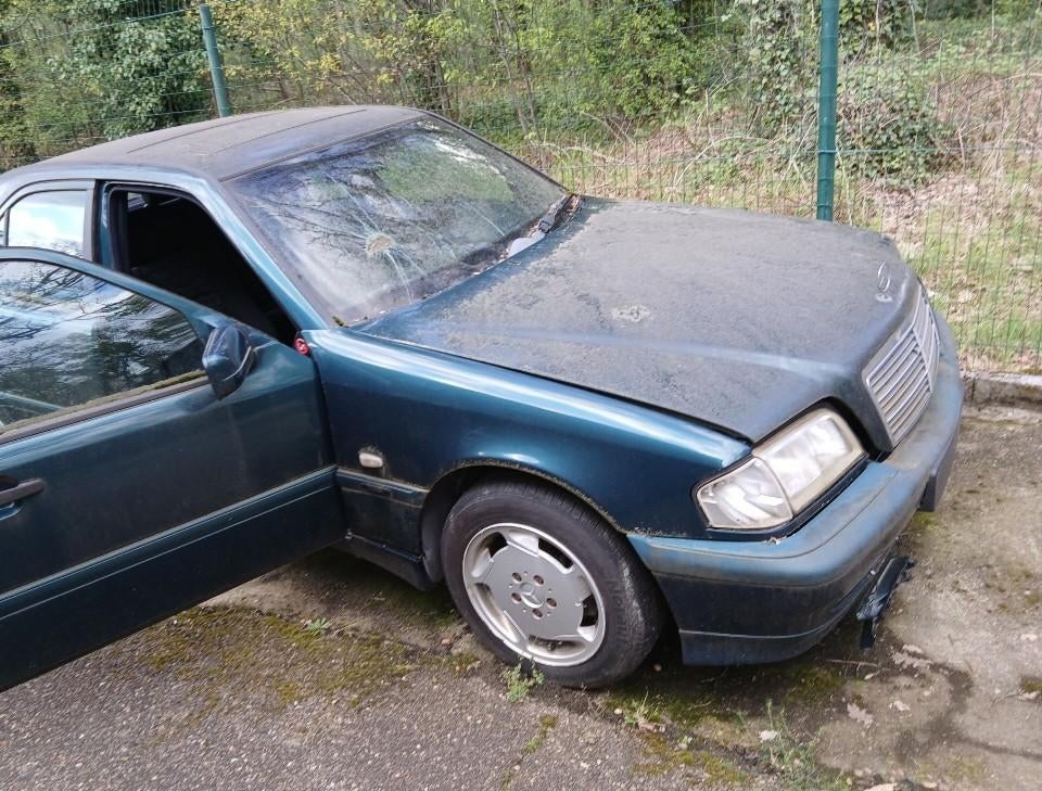 Mercedes C220