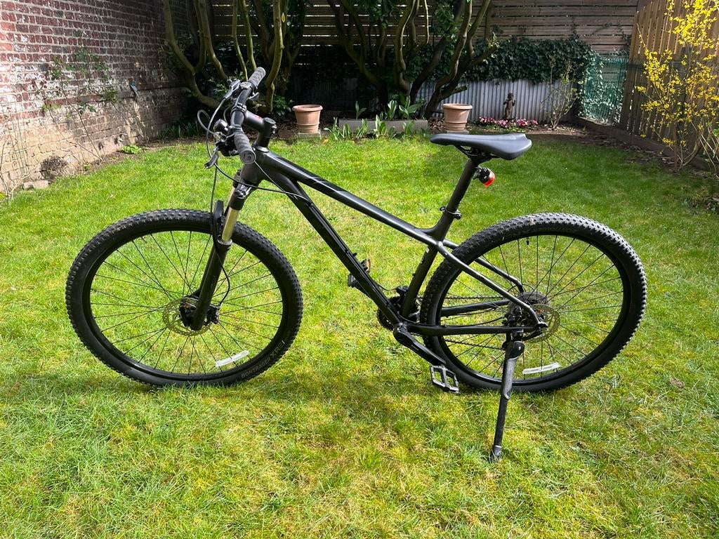 VTT Trek XCALIBER7 Noir, Vélos & Vélomoteurs, Vélos | VTT & Mountainbikes, Utilisé, Hommes, Trek, 49 à 53 cm, VTT semi-rigide
