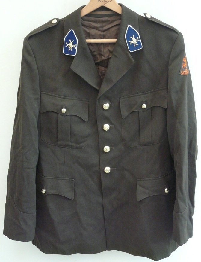 Jas Uniform DT63, Regt Verbindingstroepen, maat 55, KL, 1990, Verzamelen, Ophalen of Verzenden, Landmacht, Kleding of Schoenen