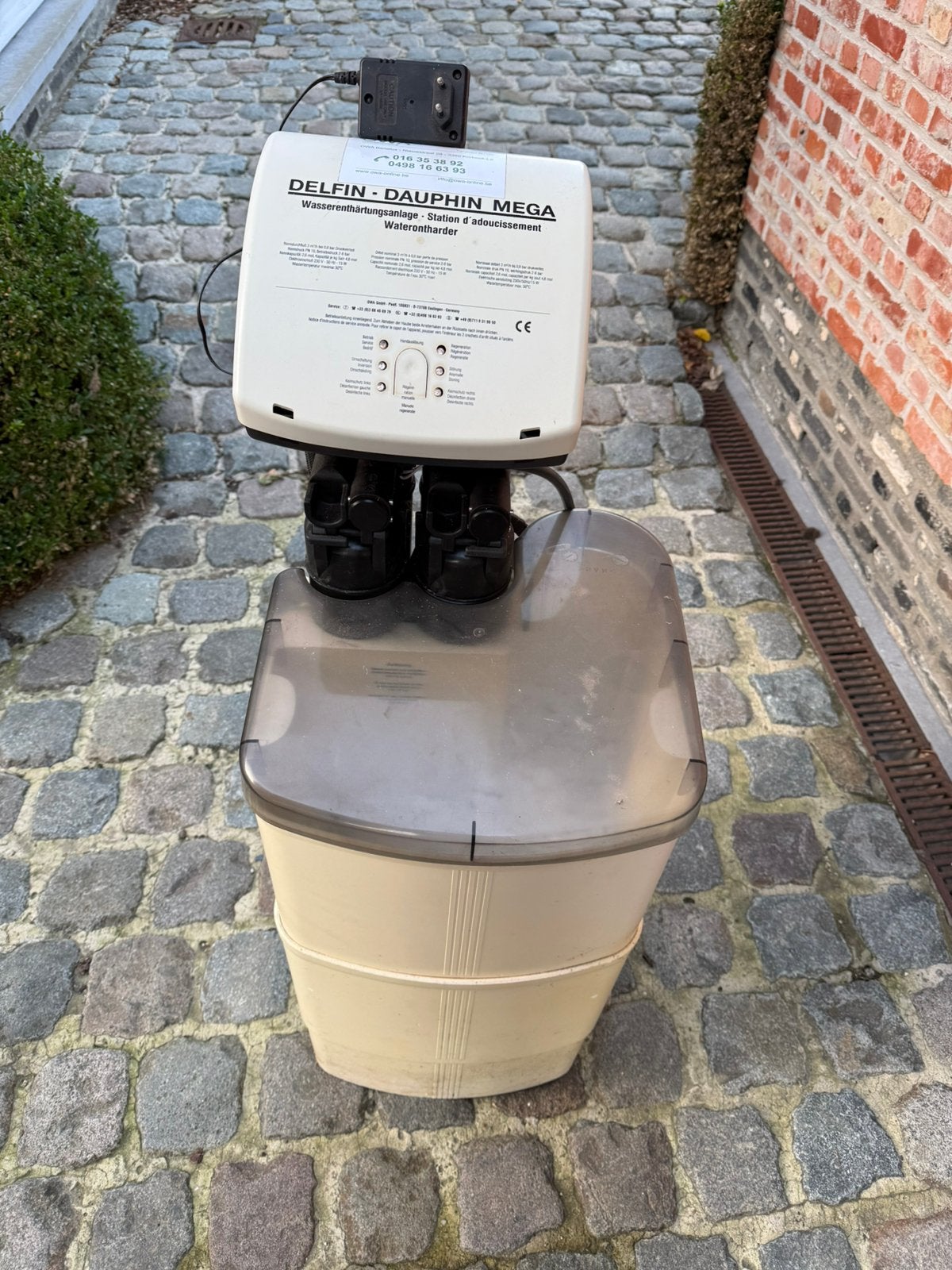 Waterverzachter op zout, Elektronische apparatuur, Ophalen, Zo goed als nieuw, Waterontharder met zout