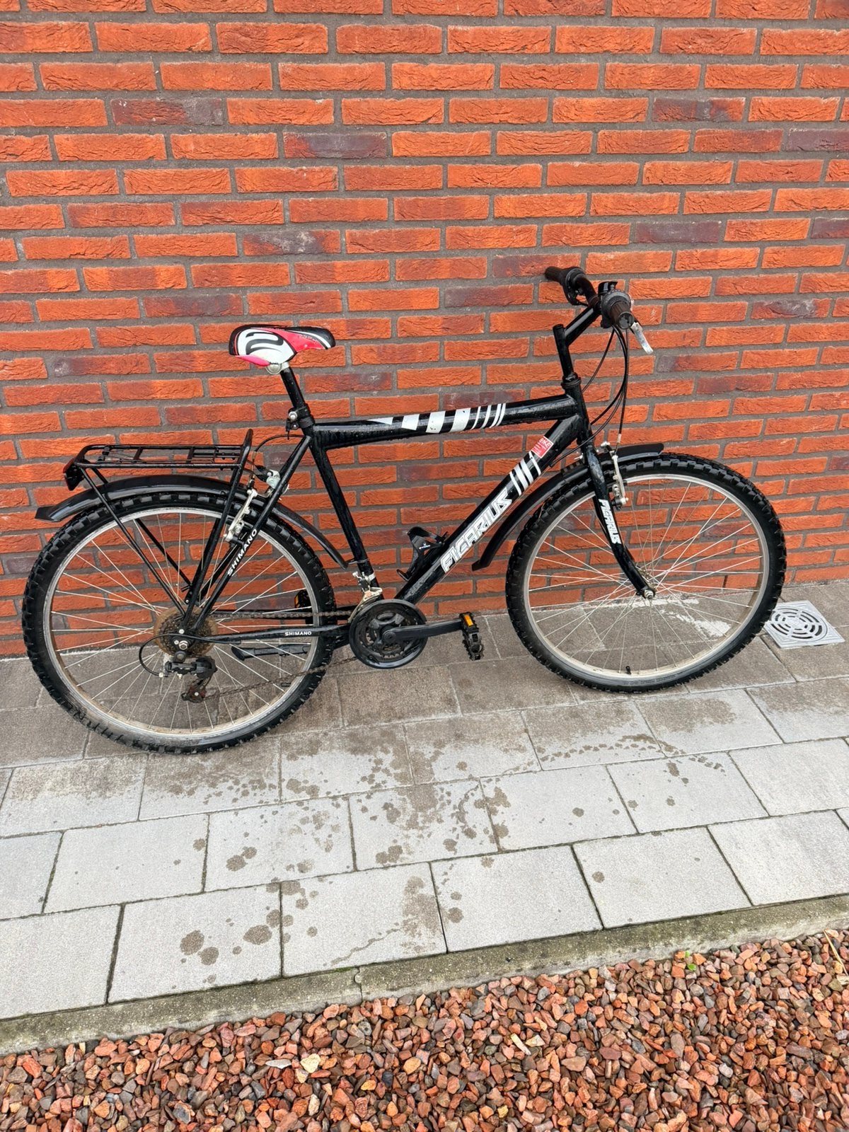 Mountainbike 26 inch 18 versnellinge bijna nieuw, Fietsen en Brommers, Fietsen | Heren | Sportfietsen en Toerfietsen, Ophalen