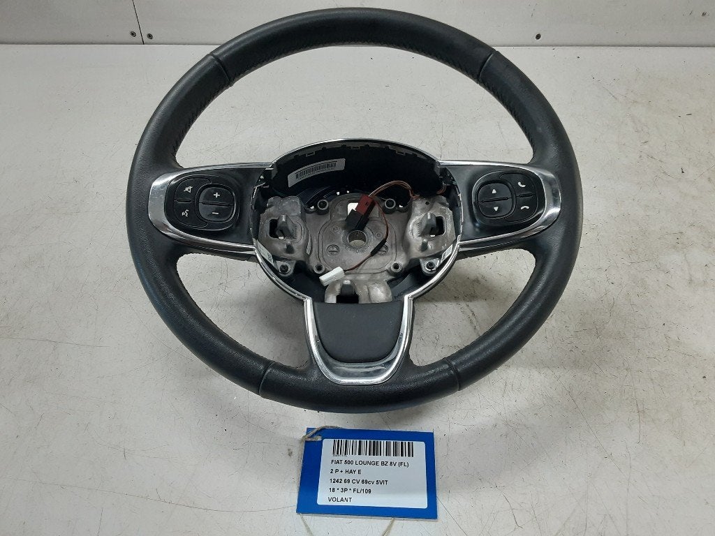 VOLANT DIRECTION Fiat 500 (312) (01-2007/12-2012), Mevr. I. Hauben, Utilisé, Fiat, Rue de l'Espoir 34 34
4030  GRIVEGNÉE, BE