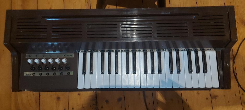 Magnus organ, Muziek en Instrumenten, Orgels, Ophalen, Gebruikt, Orgel