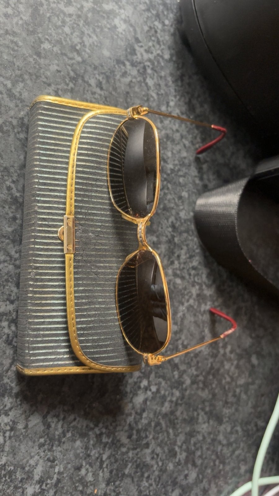 Lunette cartier 1989, Bijoux, Sacs & Beauté, Enlèvement, Comme neuf