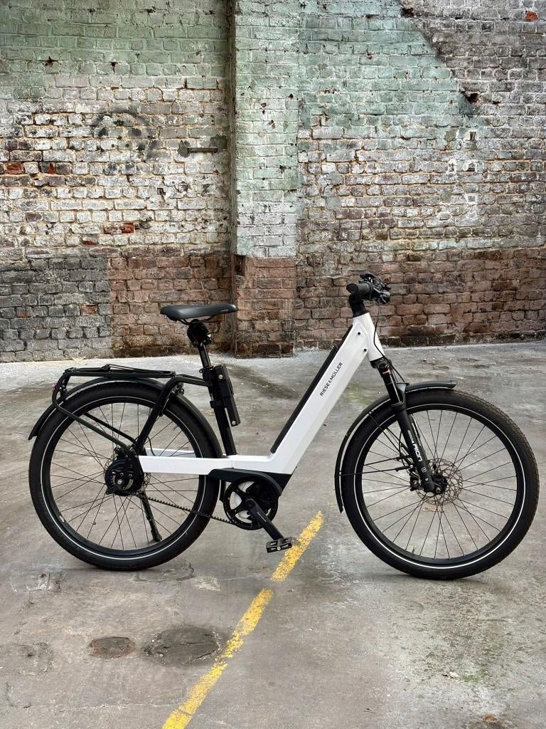 Riese & Müller nevo GT Vario 625wh (2023) stadsfiets, Fietsen en Brommers, Zo goed als nieuw, 51 tot 55 cm, 50 km per accu of meer