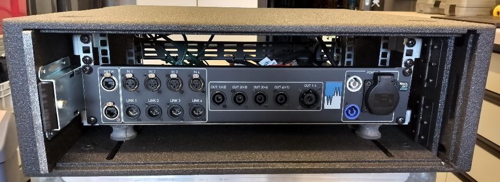 Bagax SDS Stack-Rack met aansluitpaneel voor 1u/4ch. amp., Muziek en Instrumenten, Versterkers | Keyboard, Monitor en PA, Nieuw