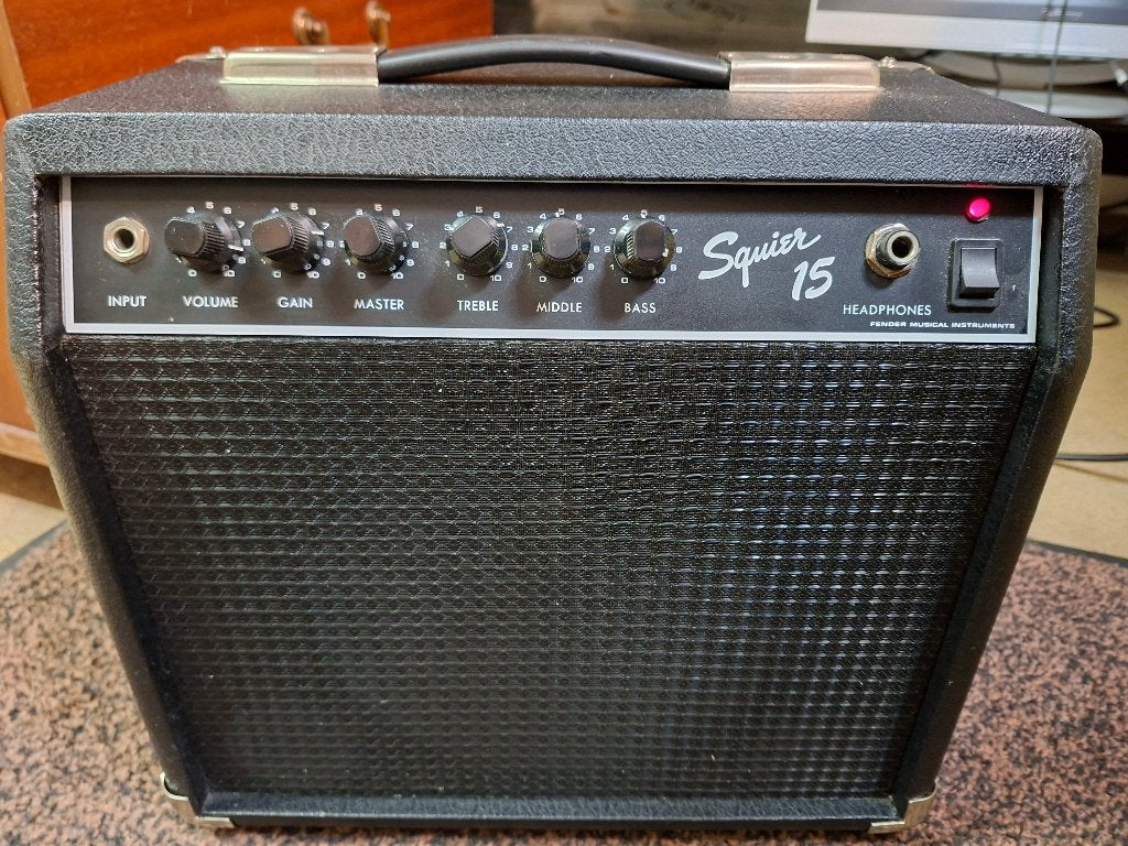 Gitaarversterker Fender Squier, Muziek en Instrumenten, Ophalen, Zo goed als nieuw, Gitaar, Minder dan 50 watt