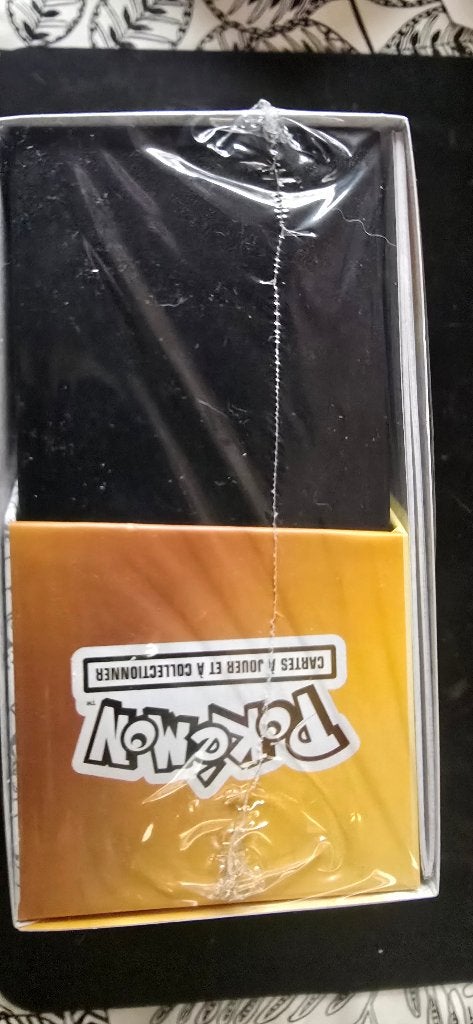 ETB Pokémon 30e anniversaire – Neuve et scellée, Hobby & Loisirs créatifs, Enlèvement ou Envoi, Neuf, Autres types