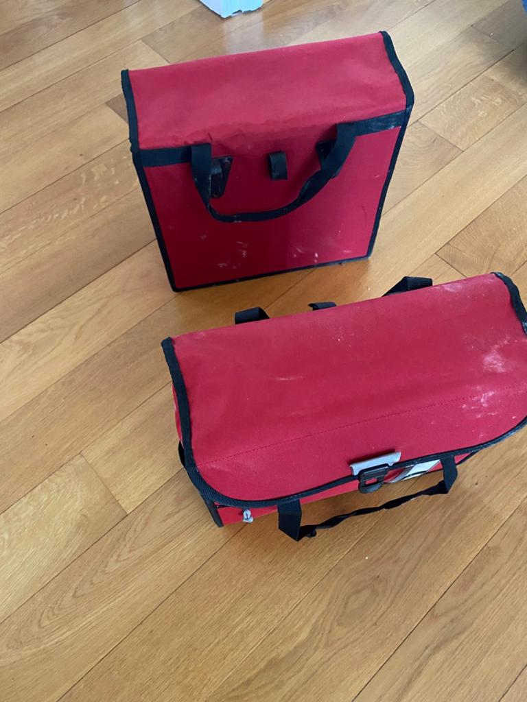 2 saccoches velo, Fietsen en Brommers, Fietsaccessoires | Fietstassen, Ophalen, Gebruikt