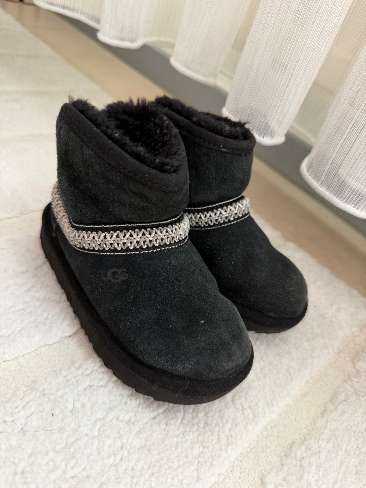 Ugg, schoen, schoenen, Enfants & Bébés, Vêtements enfant | Chaussures & Chaussettes, Enlèvement, Comme neuf, Chaussures