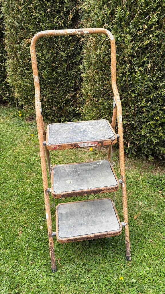 escabeau à trois grandes marches !!!!, Enlèvement, Utilisé