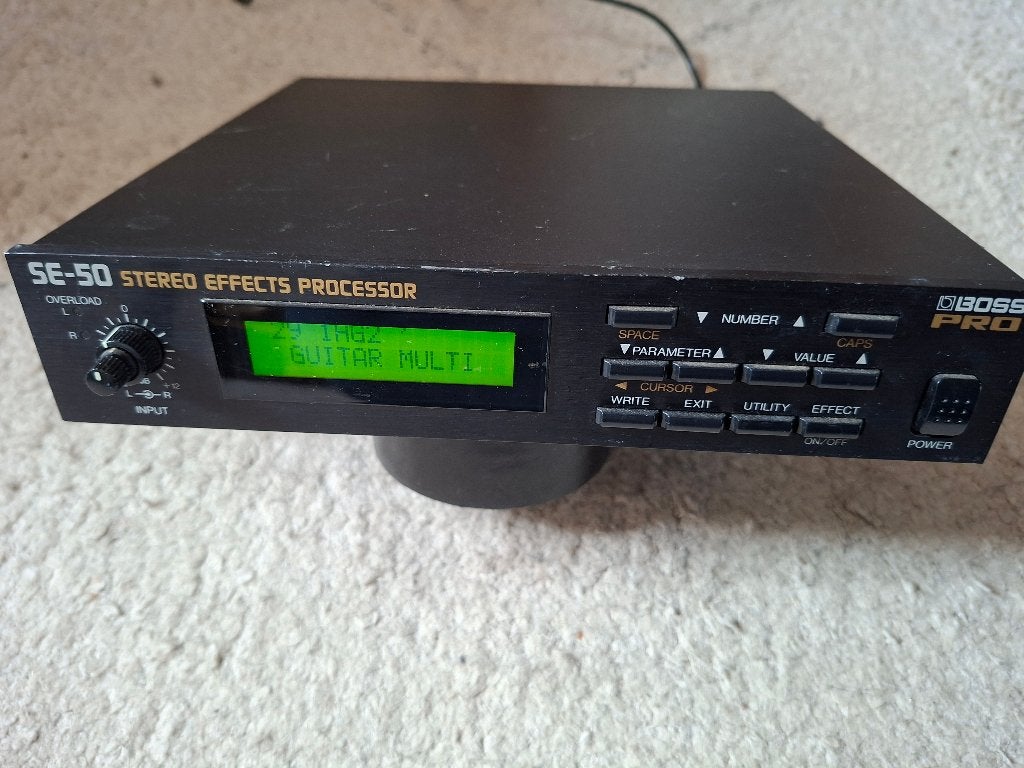 Te koop BOSS SE-50 Multi-Effect, Muziek en Instrumenten, Ophalen, Gebruikt, Multi-effect