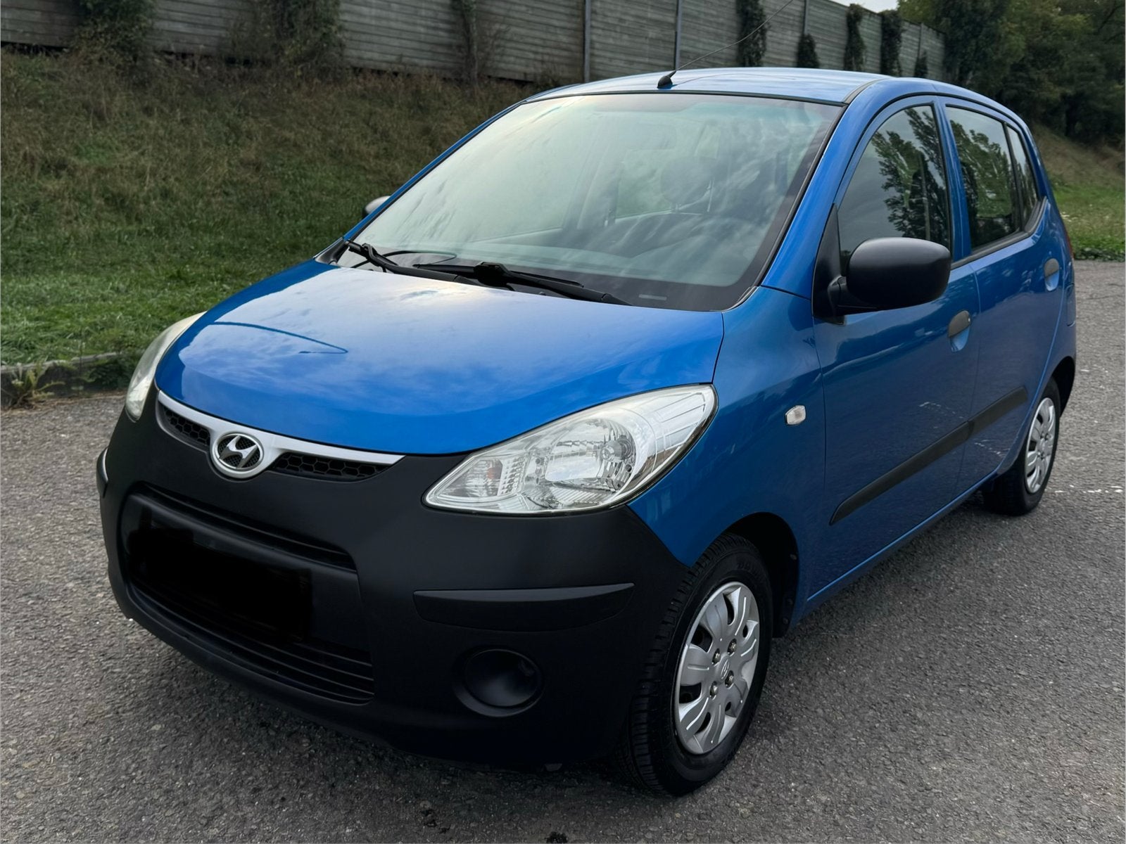 Hyundai i10 1.1 essence 5porte carnet, Autos, Achat, Noir, 5 portes, Particulier