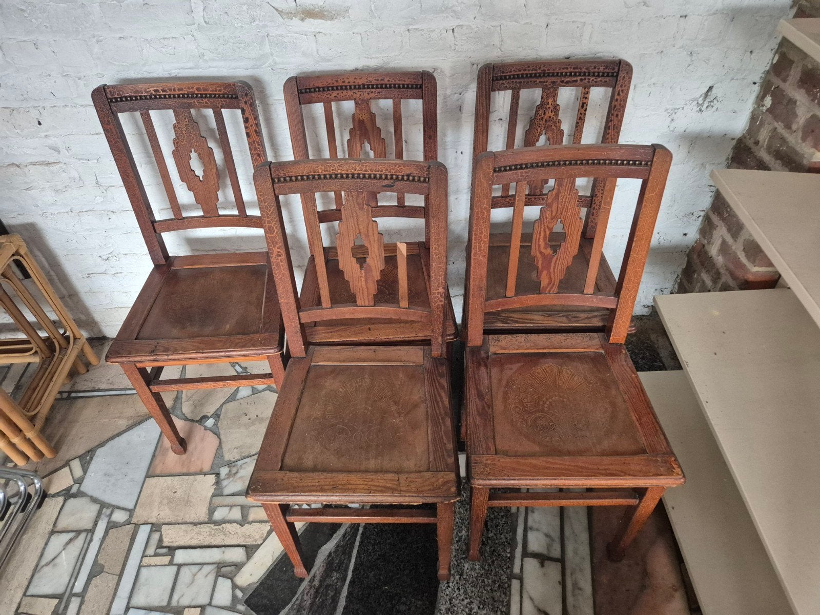 5 chaises - Tubize / Philippeville, Antiquités & Art, Enlèvement