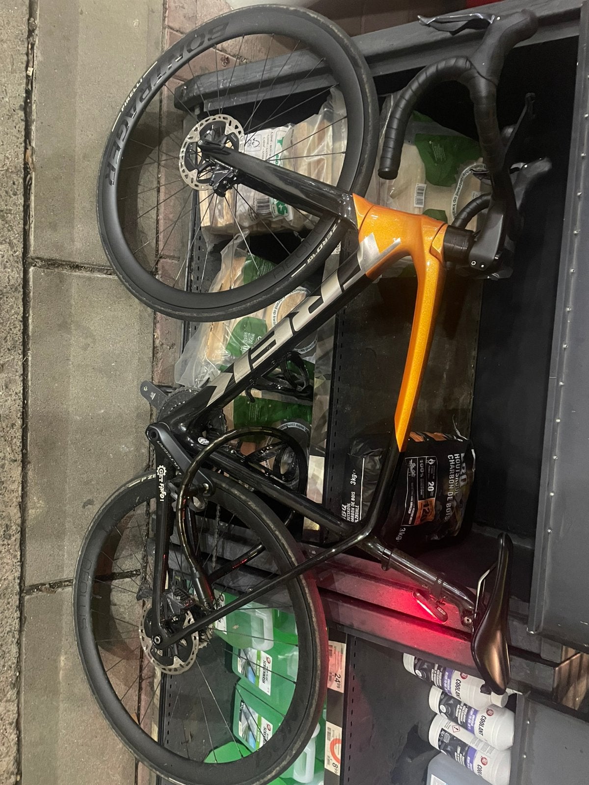 Trek emonda di2, Enlèvement, Comme neuf