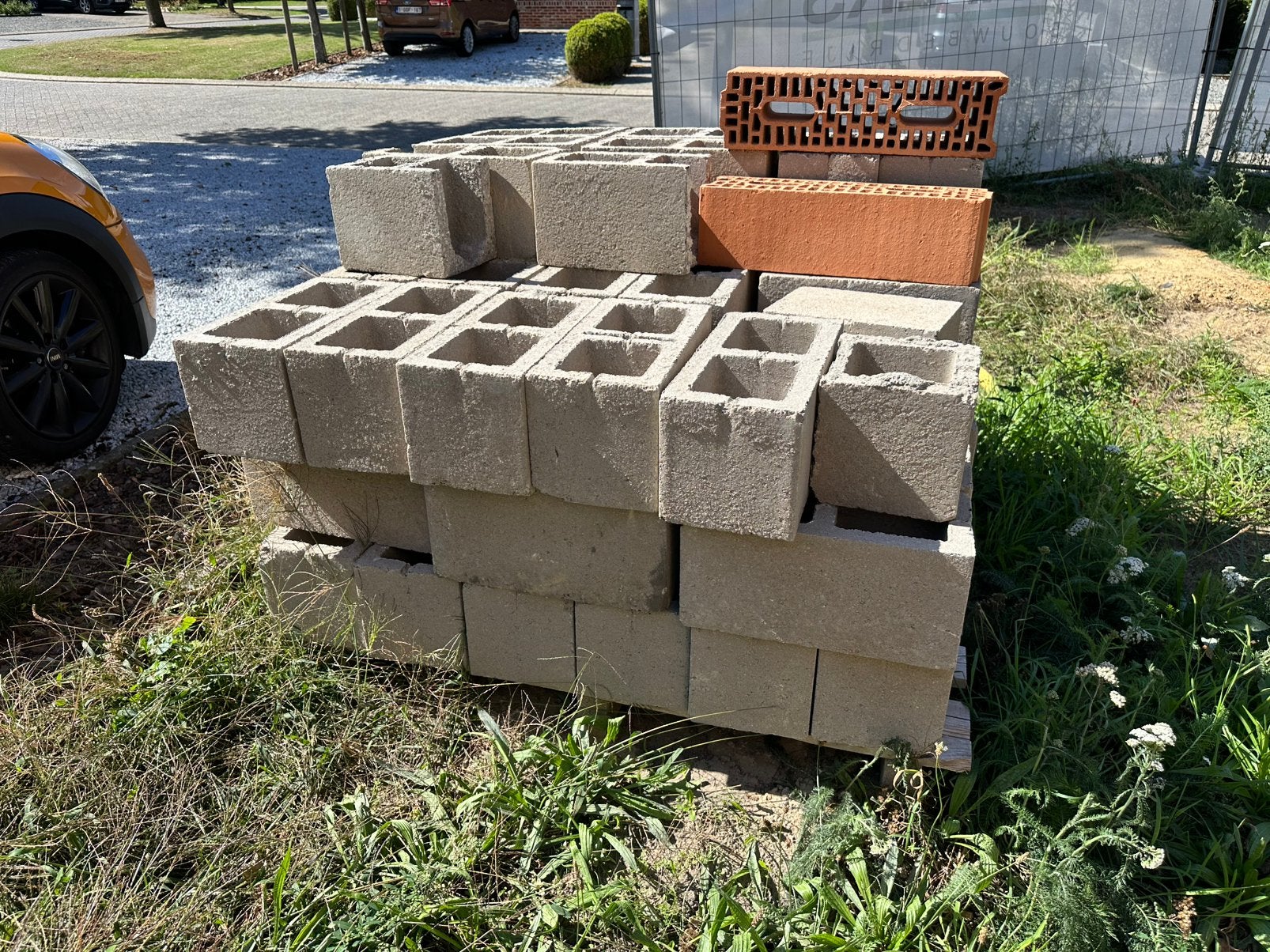 Betonblokken, Enlèvement, Comme neuf