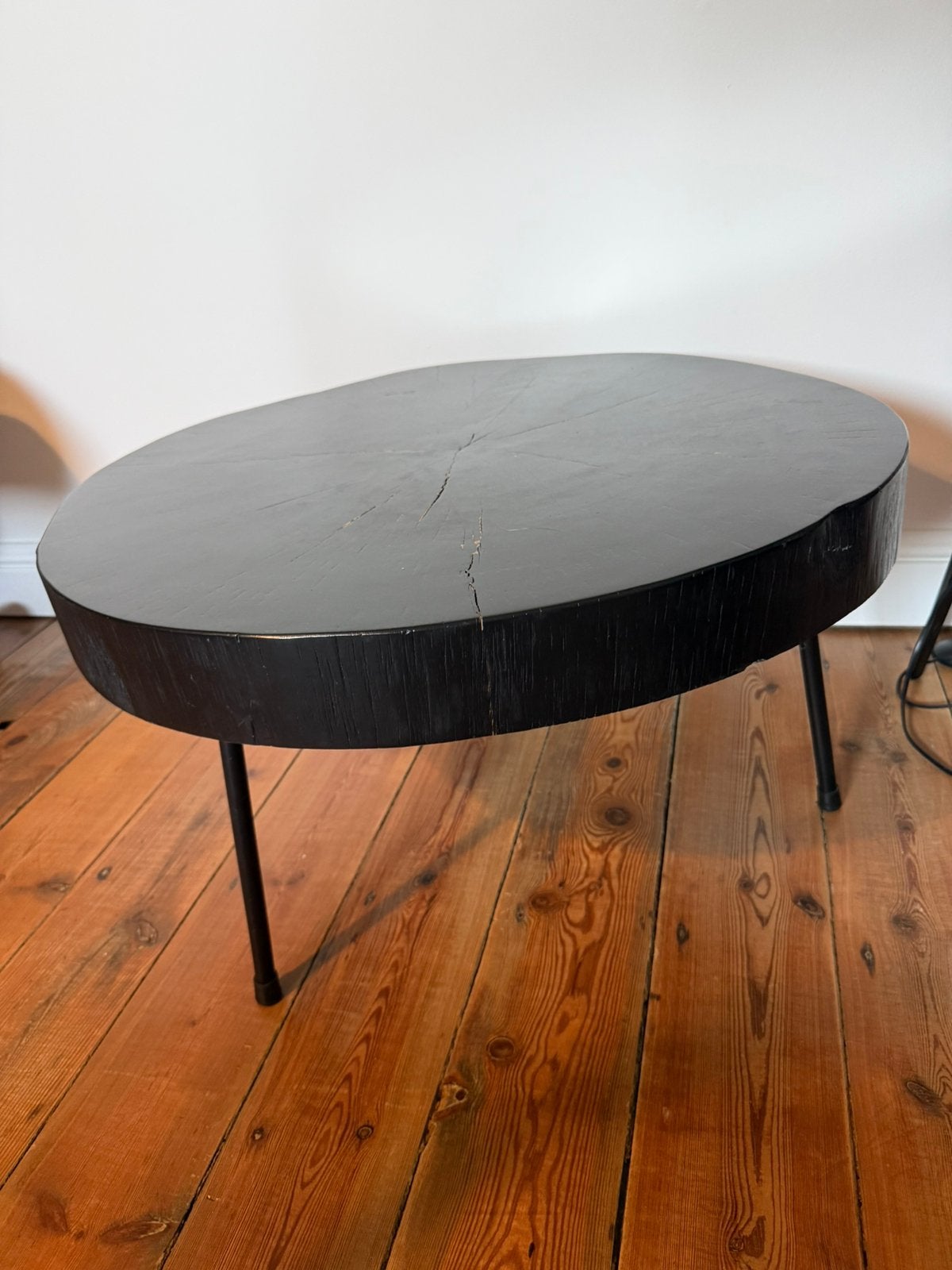 Salontafel boomstam zwart, Ophalen, Zo goed als nieuw