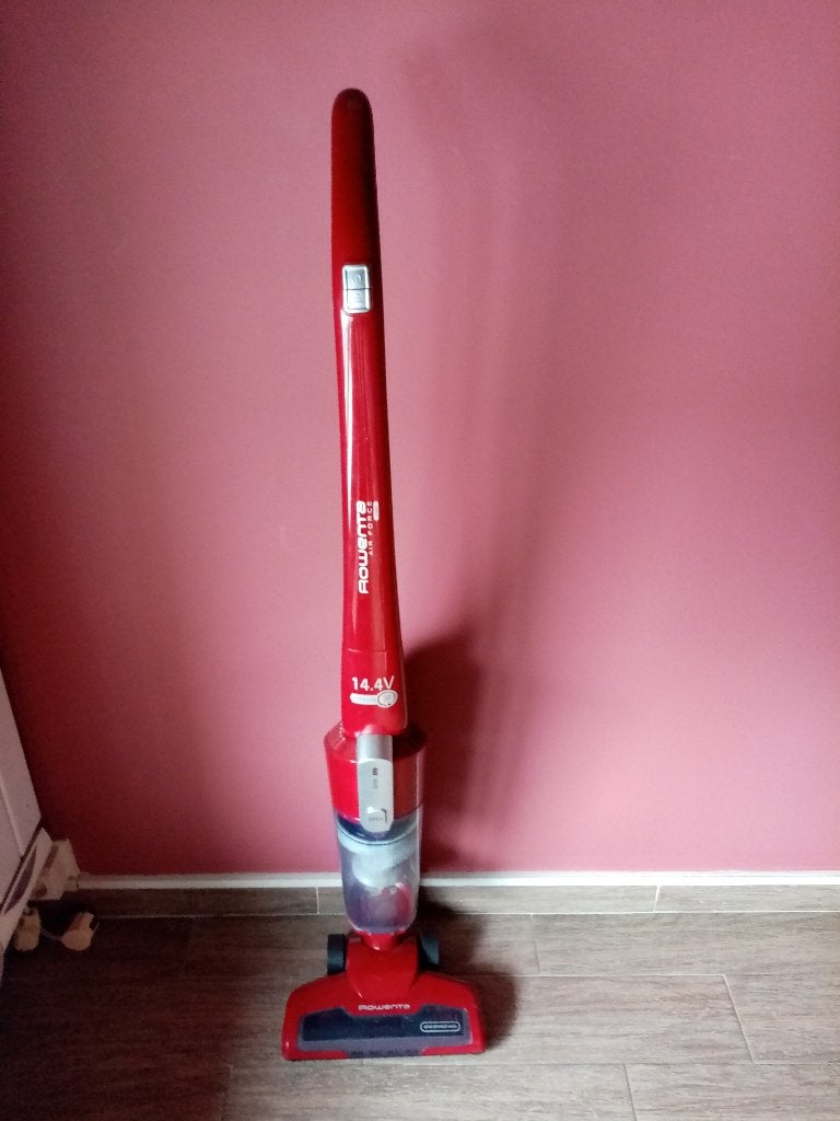 Aspirateur - balai " Rowenta ", Electroménager, Rowenta, Réservoir, Aspirateur balai, Sans fil